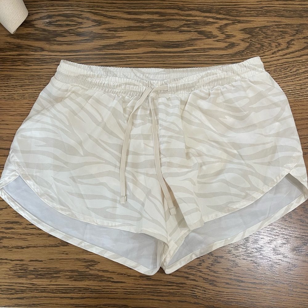 old navy activewear shorts